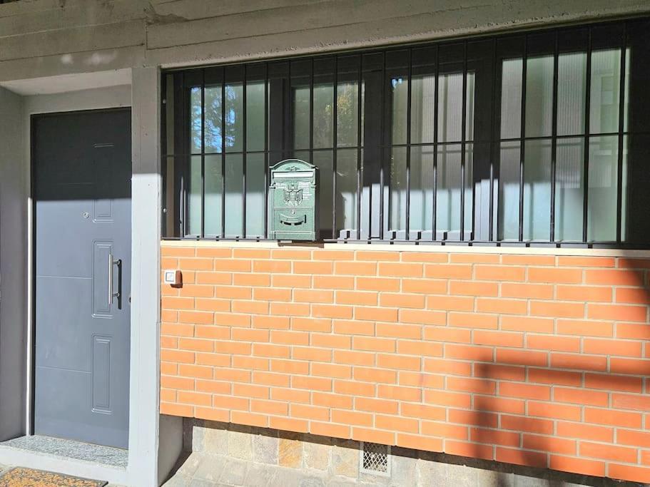 Appartement Grazioso Bilocale Ristrutturato Vicino Stazione/metro Milan