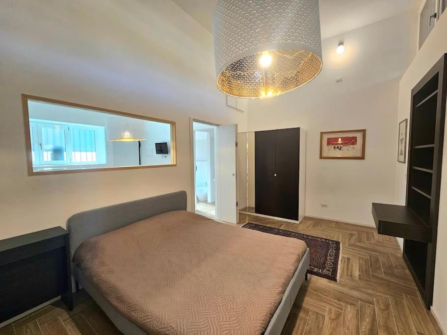 Grazioso Bilocale Ristrutturato Vicino Stazione/metro Appartement *